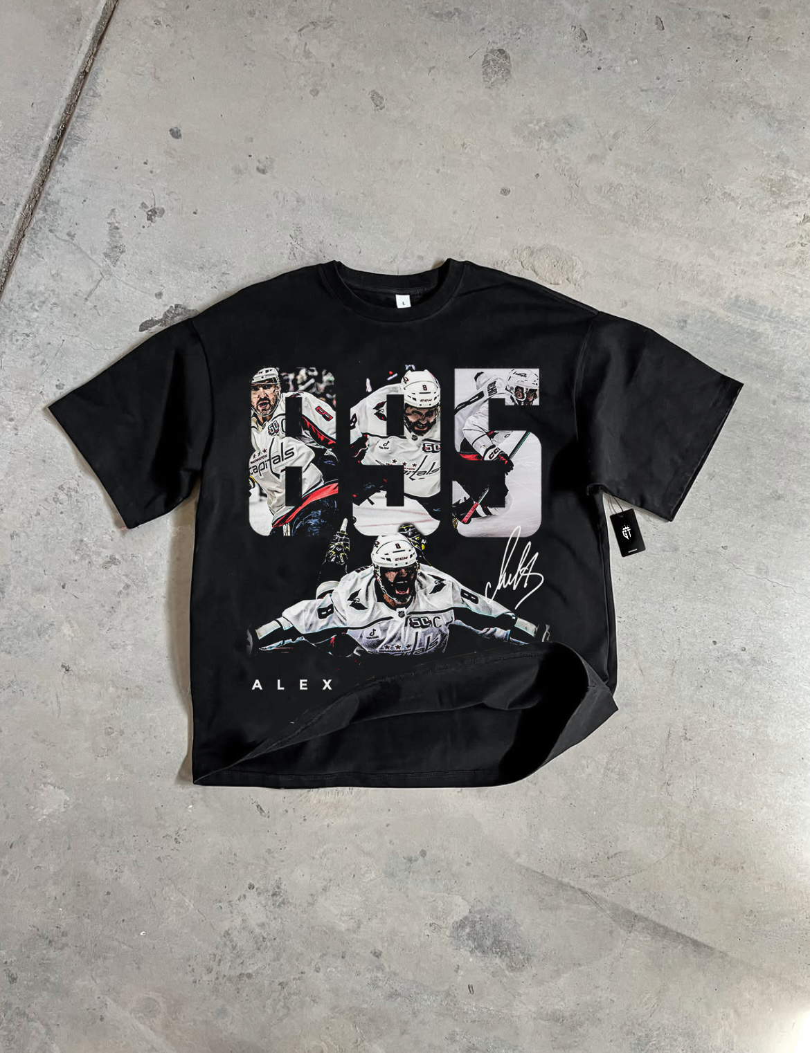 OVI "THE GR8" TEE