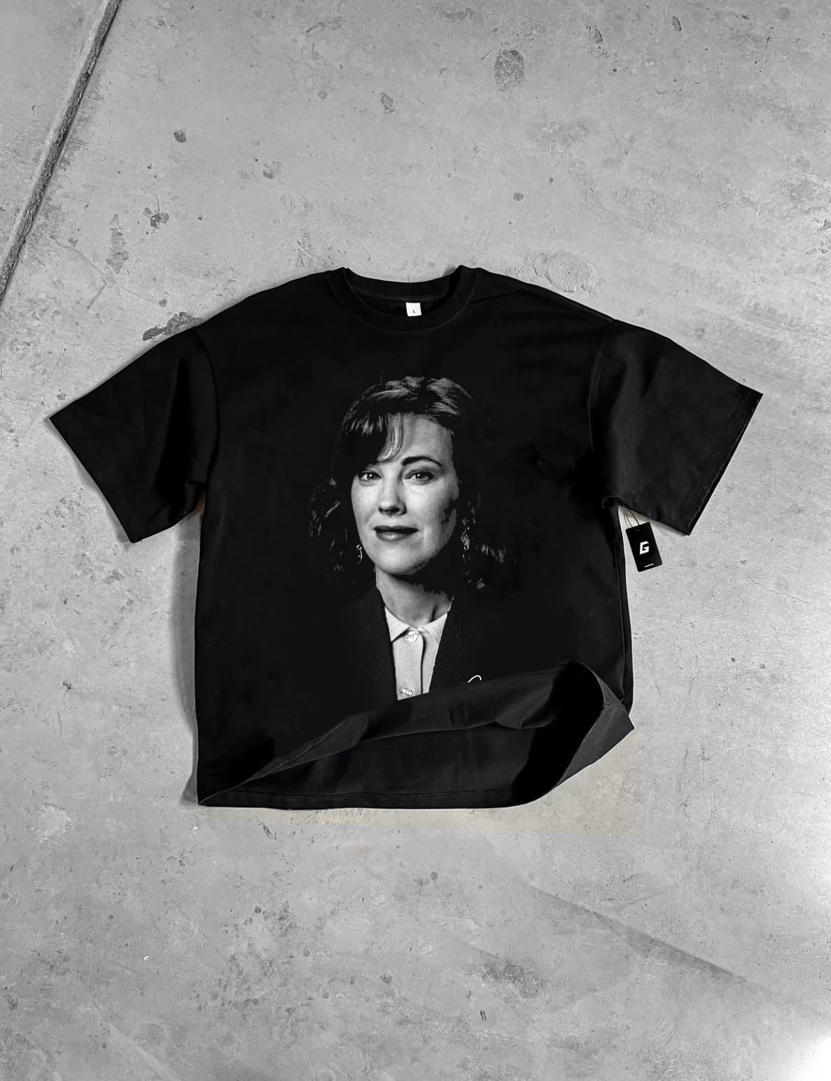 CATHERINE O’HARA — ICON FOREVER TEE