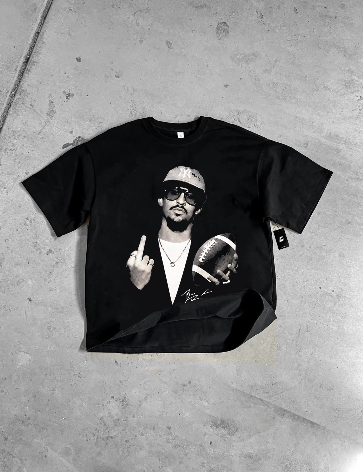 BAD BUNNY “UNAPOLOGETIC” TEE